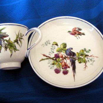 Tasse-aux-oiseaux-3-avec-soucoupe